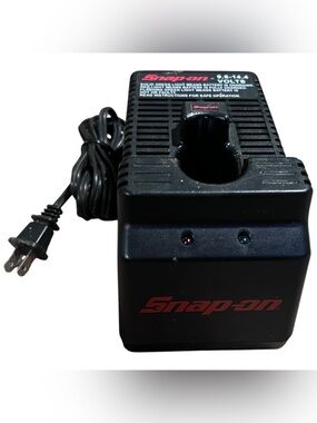 Snap-on Battery Charger Model CTC300 1 Hour 9.6-14.4 Volts Power Tools